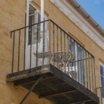 Ideer til små altaner - sådan udnytter du pladsen med smarte møbler