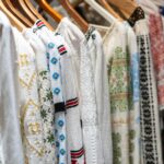 Guide til bluser og trøjer til piger og drenge i alle aldre